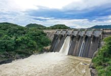 Cambios en Ley de Electricidad: crean mercado minorista y nuevas exigencias a distribuidoras Central Hidroeléctrica 5 de Noviembre.