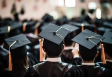 Universidades y mercado laboral: familias cuestionan el valor de las carreras ante la IA