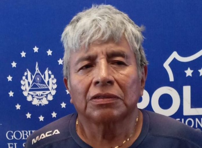 f406444d-cd15-459e-8a13-2ae26ae2a981