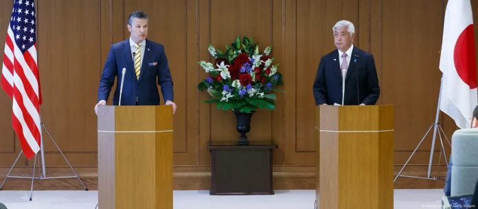 Pete Hagseth, durante su comparecencia conjunta con Gen Nakatani.