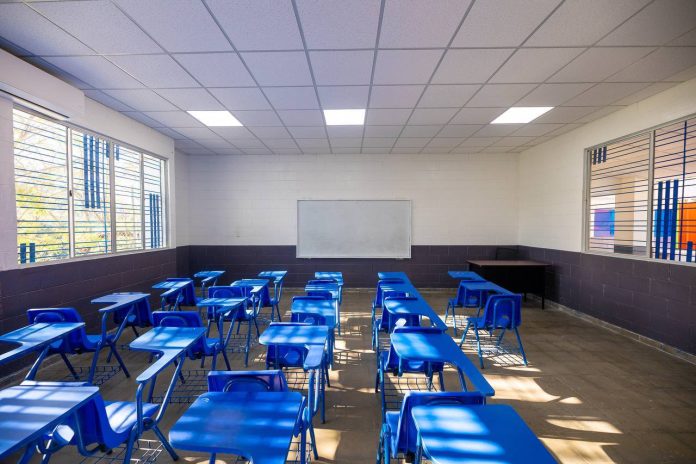 salón de clases, escuela, aula, centro escolar.