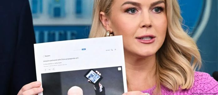 La secretaria de prensa del Gobierno estadounidense, durante la rueda de prensa. Foto: Cortesía.