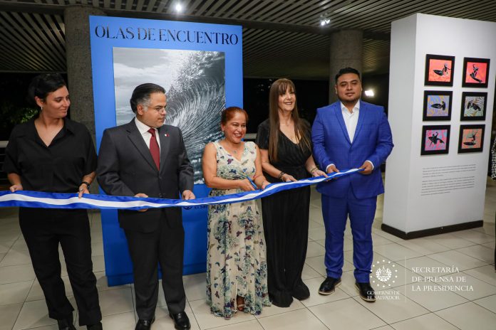 Olas de Encuentro, MITUR.