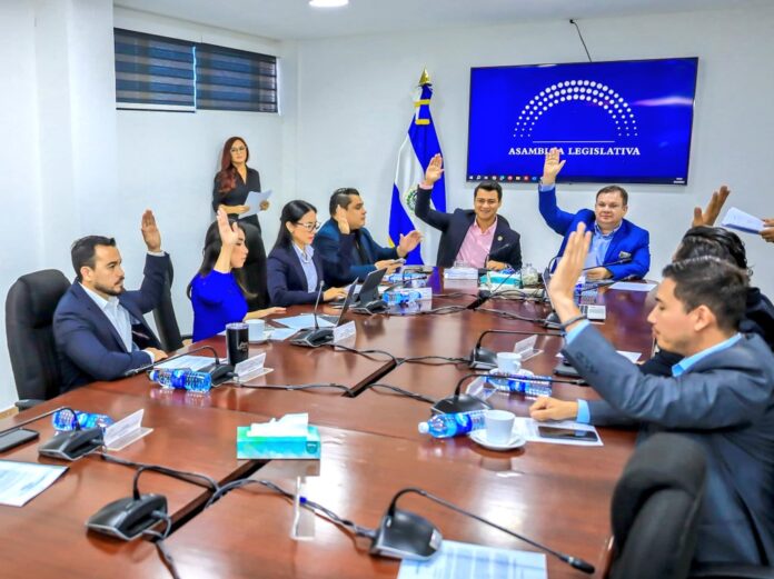 Comisión de Hacienda.