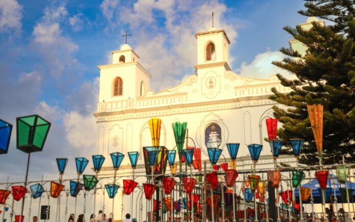 Festival de Los Farolitos en Ahuachapán. Imagen de referencia. Festival de Los Farolitos en Ahuachapán. Imagen de referencia.