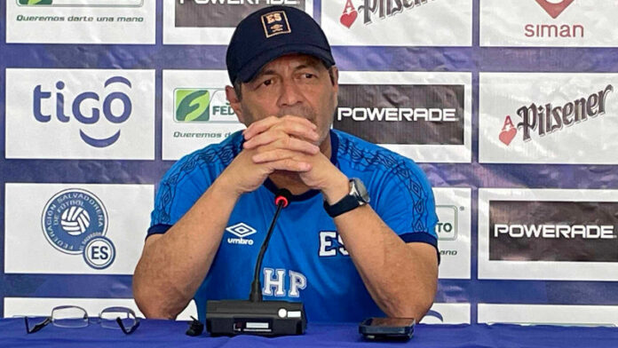 Hugo Pérez durante su etapa en la Selecta. Foto cortesía: FESFUT.