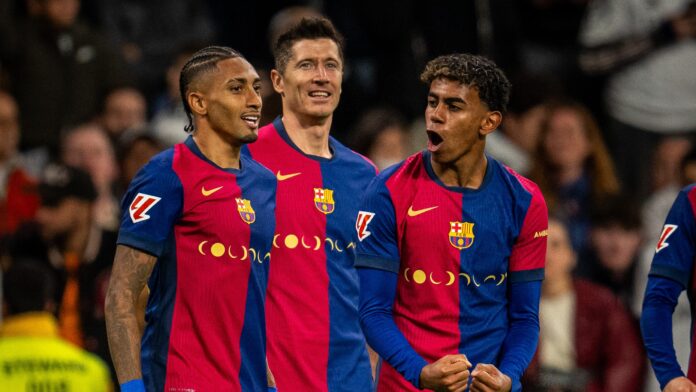 Tridente Barcelona La última vez que el Barcelona enfrentó al Levante, Raphinha, Lewandoski y Lamine no eran parte del primer equipo "Culé". Foto cortesía: FC Barcelona