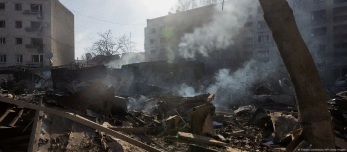 Ataque a edificio residencial. Imagen de referencia. Foto: Cortesía.