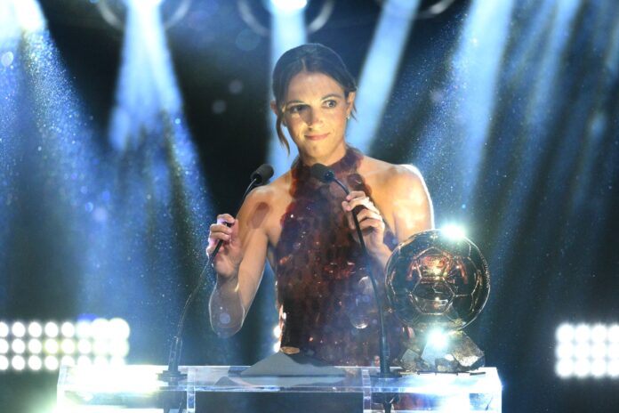Aitana Bonmatí superó a Alexia Putellas como la máxima ganadora del premio que se entrega desde 2018. Foto cortesía: Balón de Oro.