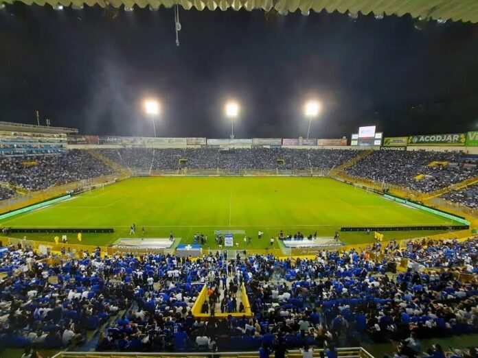 Coloso de Montserrat El estadio con más capacidad en El Salvador recibirá el lunes su único partido en el clasificatorio. Foto cortesía: Estadio Cuscatlán.