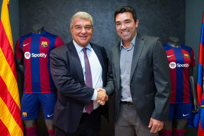 Deco y Joan Laporta Joan Laporta y Deco trabajan para encajar los nuevos fichajes en un momento complicado en la economía del club. Foto cortesía: FC Barcelona