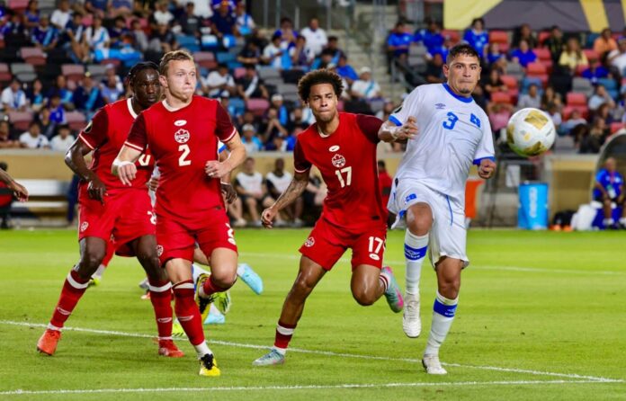 El Salvador cayó eliminado de la Copa Oro sin anotar en toda la fase de grupos. Foto cortesía: FESFUT.