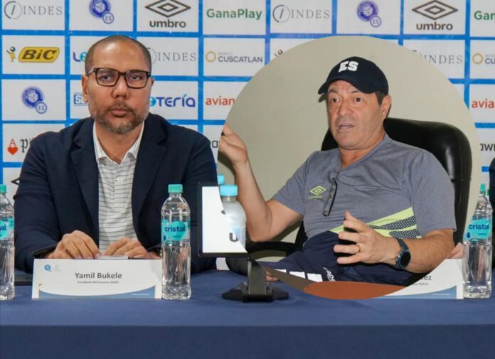 Hugo y Yamil El estratega podría volver a la estructura de la FESFUT. Fotos cortesía: FESFUT.