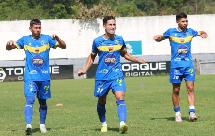 Zacatecoluca Ambos equipos de Zacatecoluca ganaron esta jornada: "Gallos" a Metapán y "Tecolotes" a Fuerte. Foto cortesía: Zacatecoluca FC