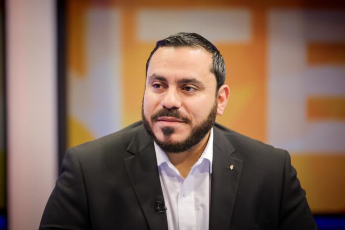 Francisco Alabí, Ministro de Salud. Foto: Cortesía.