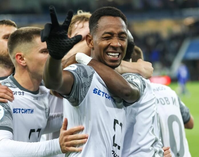 El salvadoreño es figura en Rusia. Foto cortesía: Baltika FC.