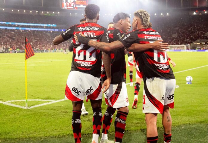 Mengao Flamengo busca convertirse en el único equipo brasileño con cuatro Libertadores. Foto cortesía: Flamengo.