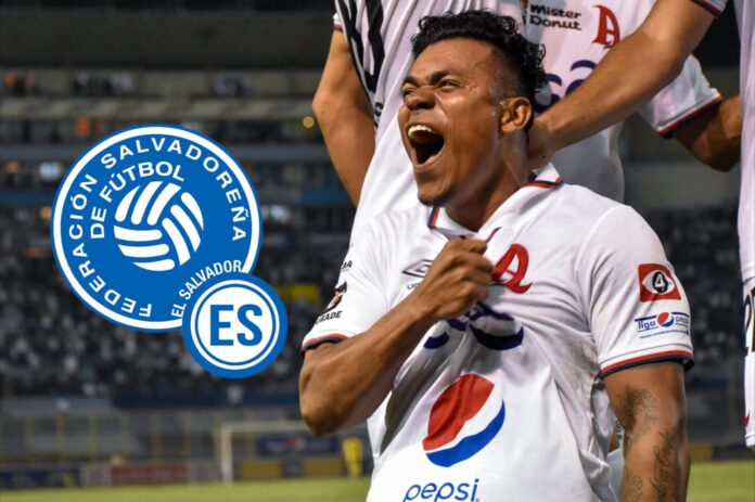 Mercado está en el fútbol salvadoreño desde 2014, cuando llegó al Roble de Ilobasco. Foto cortesía: Alianza FC.