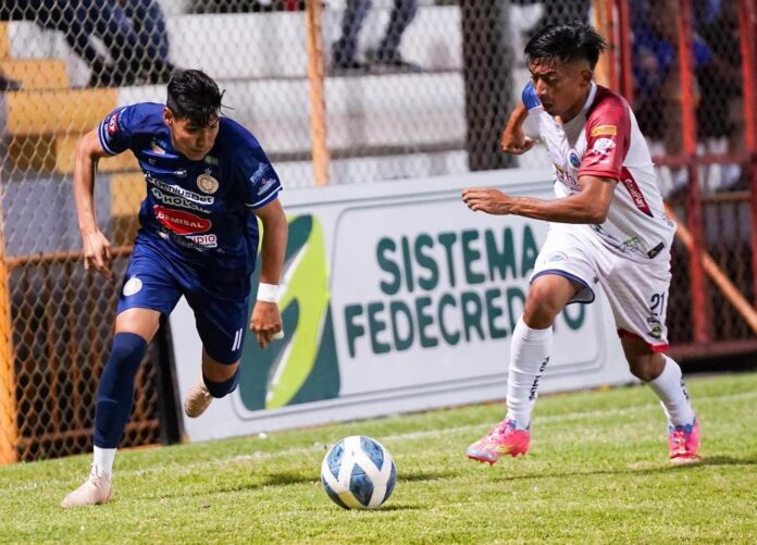 Occidentales y orientales no se hicieron daño. Foto cortesía: AD Isidro Metapán.