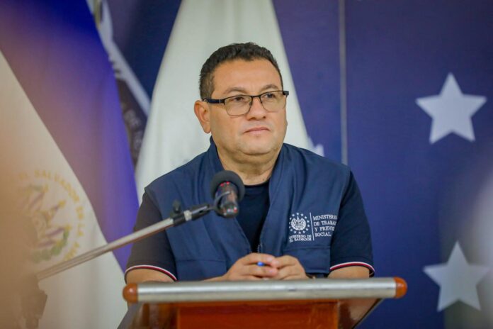 Rolando Castro, Ministerio de Trabajo.