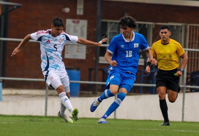SUB16 El Salvador no ha sumado ningún punto en lo que va de torneo. Foto cortesía: La Selecta.