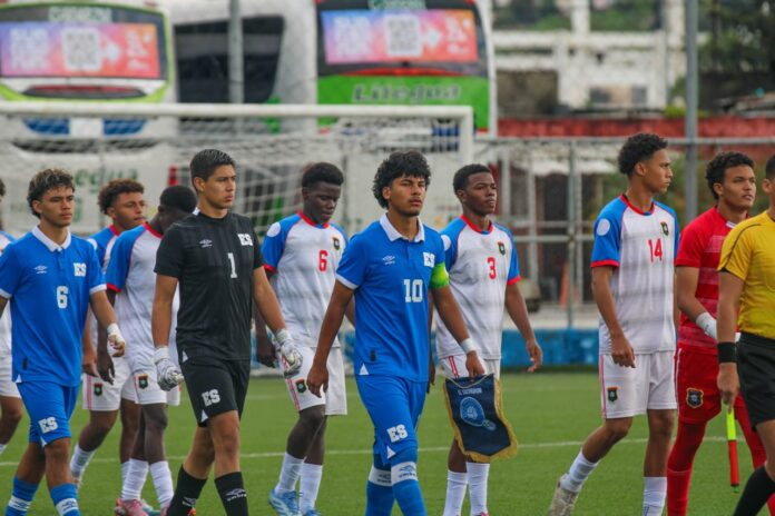 El jugador que es parte de la Sub-17 mundialista, y capitán de la Sub-16, Mayson Barillas, fue el goleador de los salvadoreños. Foto cortesía: La Selecta.