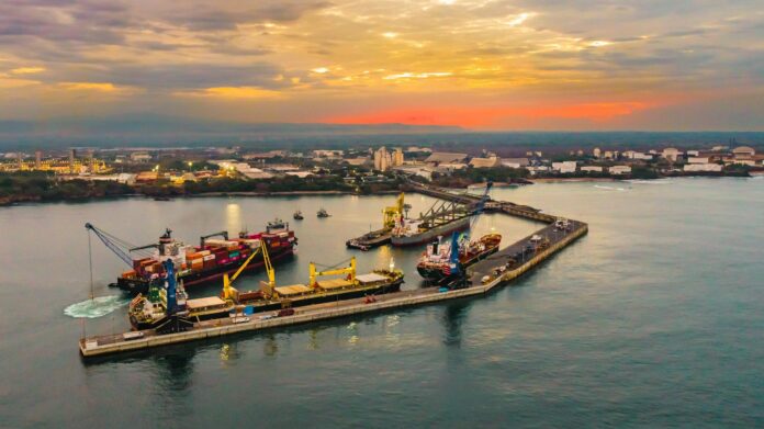 contenedores, puerto