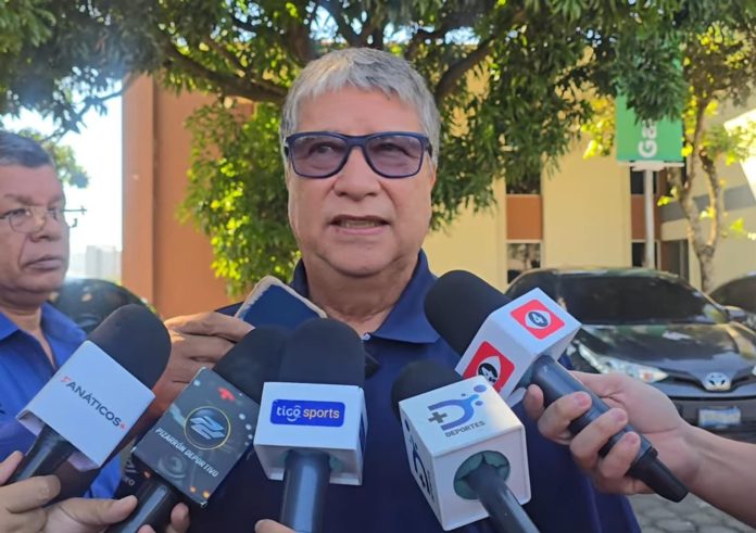 El entrenador habló ante los medios el día de hoy. Foto cortesía: La Selecta.