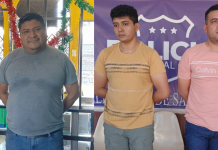 PNC captura a tres personas en San Vicente por presunta comercialización de celulares sin respaldo legal