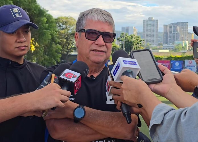 Gómez 'Bolillo' lamentó las oportunidades no aprovechadas. Foto cortesía: FESFUT.