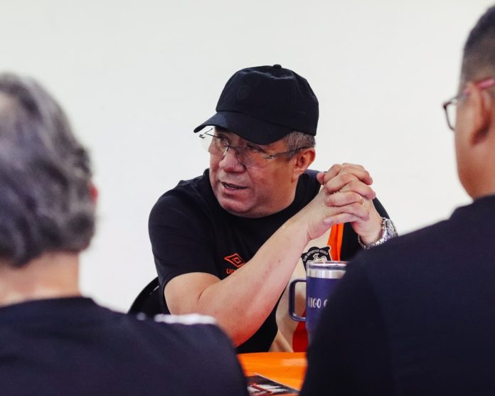 Rigoberto Ortiz seguirá siendo el presidente de Águila. Foto cortesía: CD Águila.