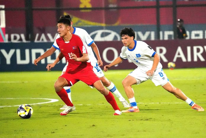 El combinado nacional se vio muy superado en su debut en la justa mundial. Foto cortesía: La Selecta.