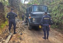 Un motociclista muerto y dos menores lesionados tras ser embestidos por un camión en Ciudad Barrios