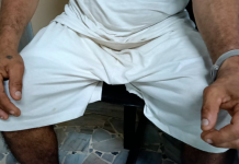 Continuará detenido hombre acusado de agredir a su expareja y a dos agentes policiales en Santa Ana