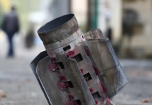 ¿La guerra causa el aumento de la violencia doméstica? El casquillo de un misil tras los últimos bombardeos durante el conflicto militar en la región separatista de Nagorno Karabaj, en octubre de 2020. Imagen de referencia. Foto: Cortesía.