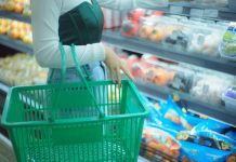 Trump asegura que los precios de los alimentos bajaron salvo la carne de res; Índice de Precios al Consumidor refleja alzas en cinco de seis grupos de alimentos