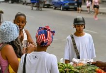 Cuba aprueba empresa con sede en Florida para enviar remesas