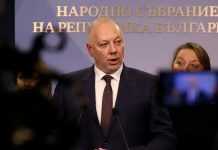 Dimite el Gobierno de Bulgaria tras protestas masivas