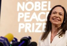 Machado sufrió fractura en su agitada salida de Venezuela