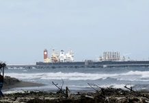 Medios: EE. UU. vigila 18 petroleros en aguas venezolanas