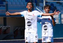 Listas las semifinales de la categoría de reservas Los 'Albos', vigentes campeones de reserva, buscan el cuarto título consecutivo. Foto cortesía: Alianza FC.
