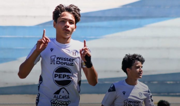 Sub17 La Sub-17 del 'Benjamín' de la capital sigue viva en el campeonato. Foto cortesía: CD Hércules.