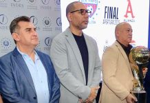 Yamil Bukele se reunió con los presidentes de los clubes de Primera División Bukele se reunió con los dirigentes de la Primera División. Foto cortesía: INDES.