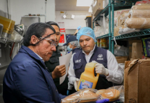 Retiran más de 4 mil productos vencidos tras verificaciones en comercios de alimentos, durante la temporada navideña