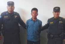 Detienen a vigilante acusado de hurtar un revólver en gasolinera y venderlo por $100