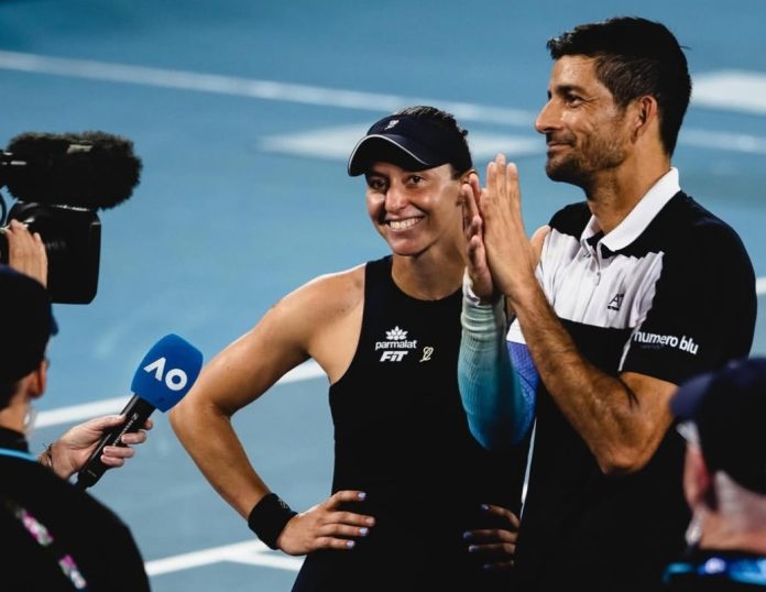 Arévalo alcanzó las semifinales junto a su pareja brasileña. Foto cortesía: Luisa Stefani en Instagram.