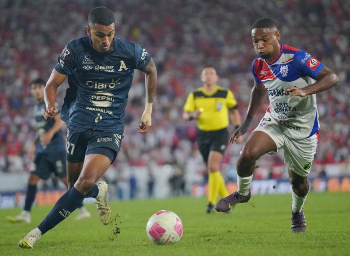 Clásico Joven Se jugará una nueva edición del 'Clásico Joven'. Foto cortesía: Primera División.