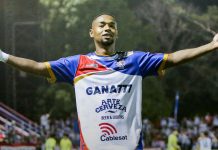 Firpo celebró su título y venció a Municipal Limeño en el Sergio Torres Cristian Gil abrió el marcador. Foto cortesía: Luis Ángel Firpo.