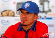 Mario González fue presentado oficialmente con el San Carlos de Costa Rica González en su presentación. Foto cortesía: AD San Carlos.