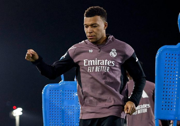 Mbappé en su entreno en Arabia Saudita. Foto cortesía: Real Madrid.